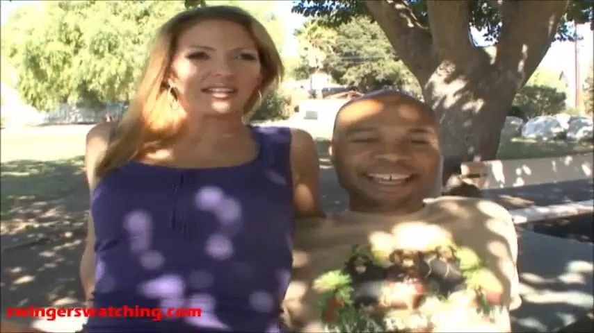 Бесплатное порно видео, где мужики зрелищно кончают в рот девушкам. на ОТСОС ТВ