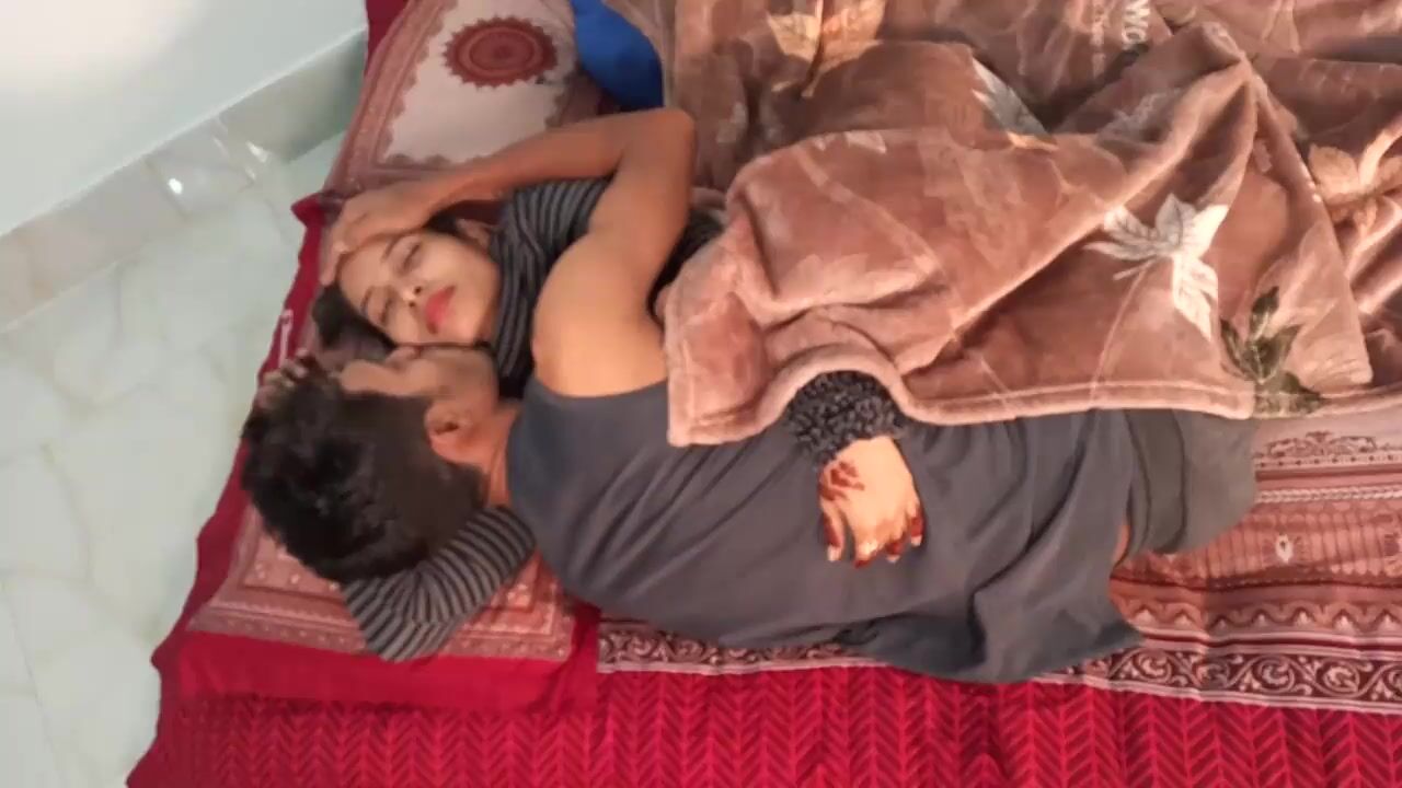 A mulher da casa traindo com seu cunhado corno! filme pornô indiano xxx assistir online foto