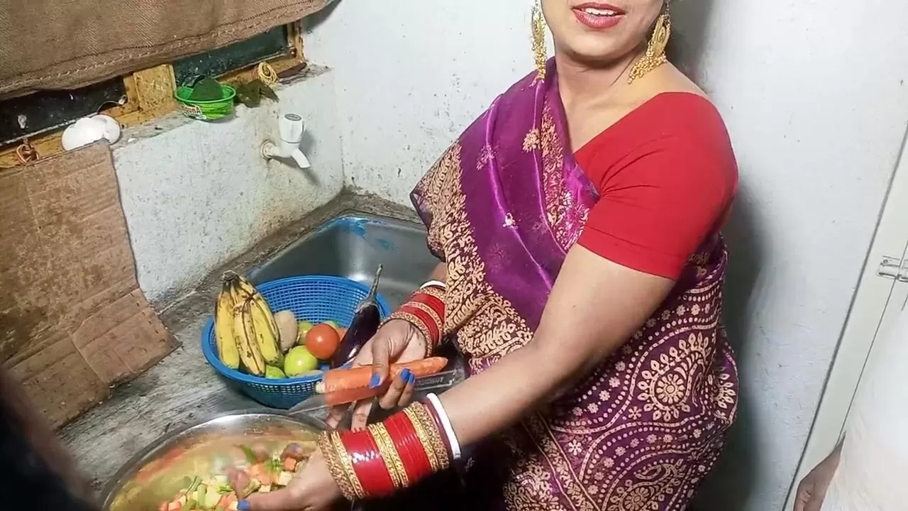 Kitchenxxxsexvideo - Devar Bhabhi Morning Kitchen XXX Fucking In Standing Doggy - Bhabhi Ko  Kitchen Me Choda watch online