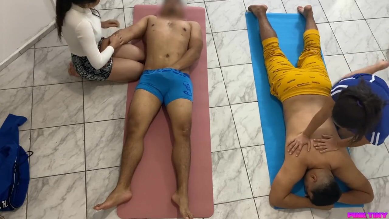 Massaggio di coppia con Happy Ending Scambio di fidanzate tra amici che hanno cambiato partner guarda online