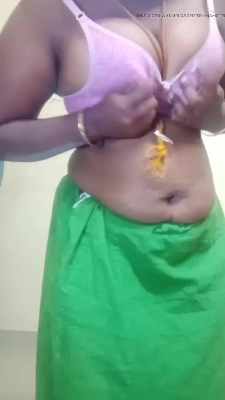 Tamil Nighty Remove Video - Saree show and sexy talk tamil watch online
