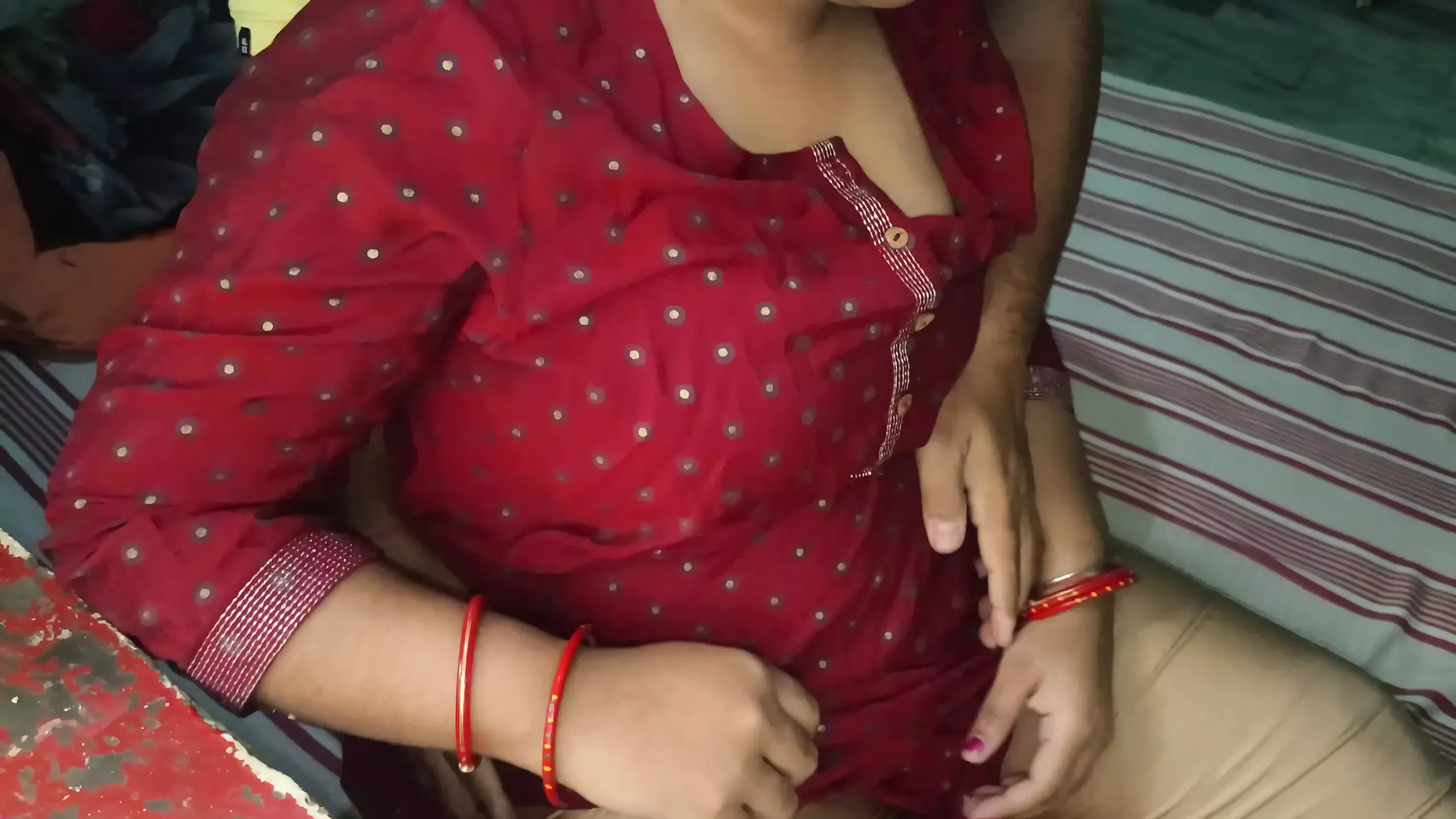 Kamseen Bhabhi Ki Chudai watch online